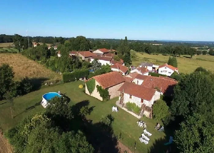 Tranquille Vienne Gites A Chirac Dept Charente