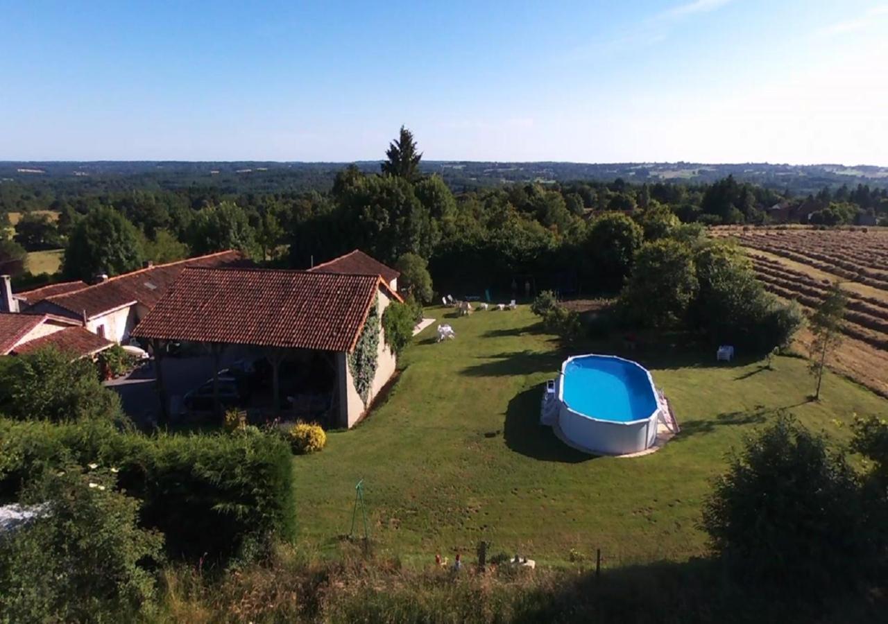 Tranquille Vienne A Dept Charente Casa de Férias *