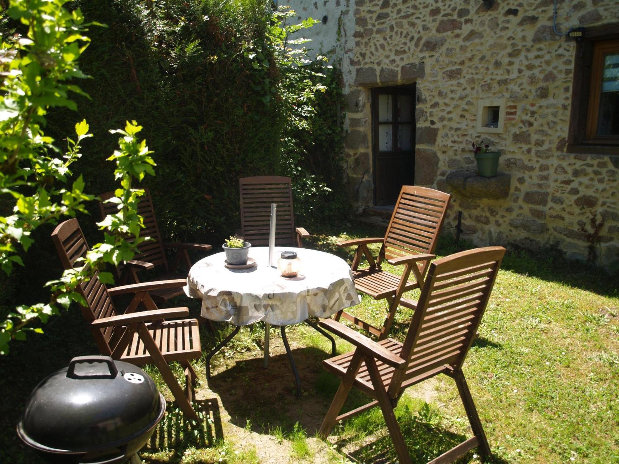 Tranquille Vienne A Dept Charente