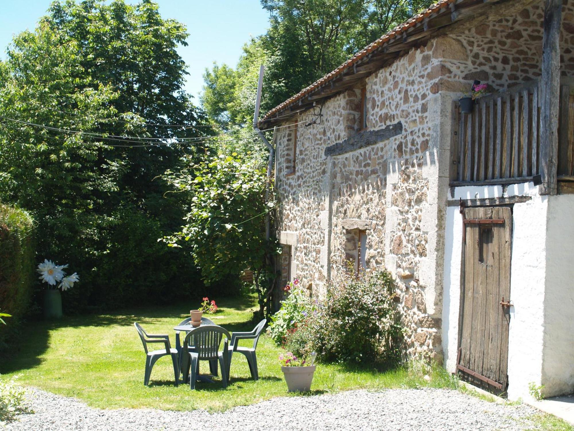 Tranquille Vienne A Dept Charente * Chirac (Charente)